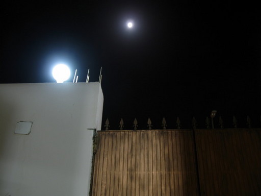 photo 20100725 moon 005.jpg